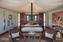 Longitude 131 Hotel Yulara Екстериор снимка